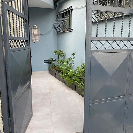 Vila-Amo, Suites&Rooms In Tirana Center Экстерьер фото