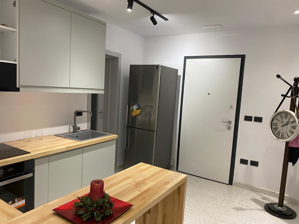 Vila-Amo, Suites&Rooms In Tirana Center Экстерьер фото